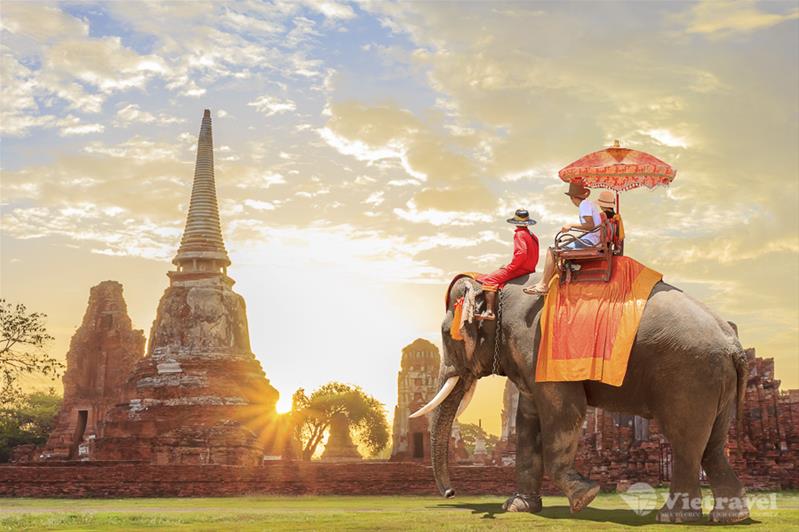Thái Lan: Bangkok - Pattaya (Tham quan Safari World & Thưởng thức buffet tối trên Du thuyền 5 sao) - Thuê bao nguyên chuyến | Mùng 2 Tết